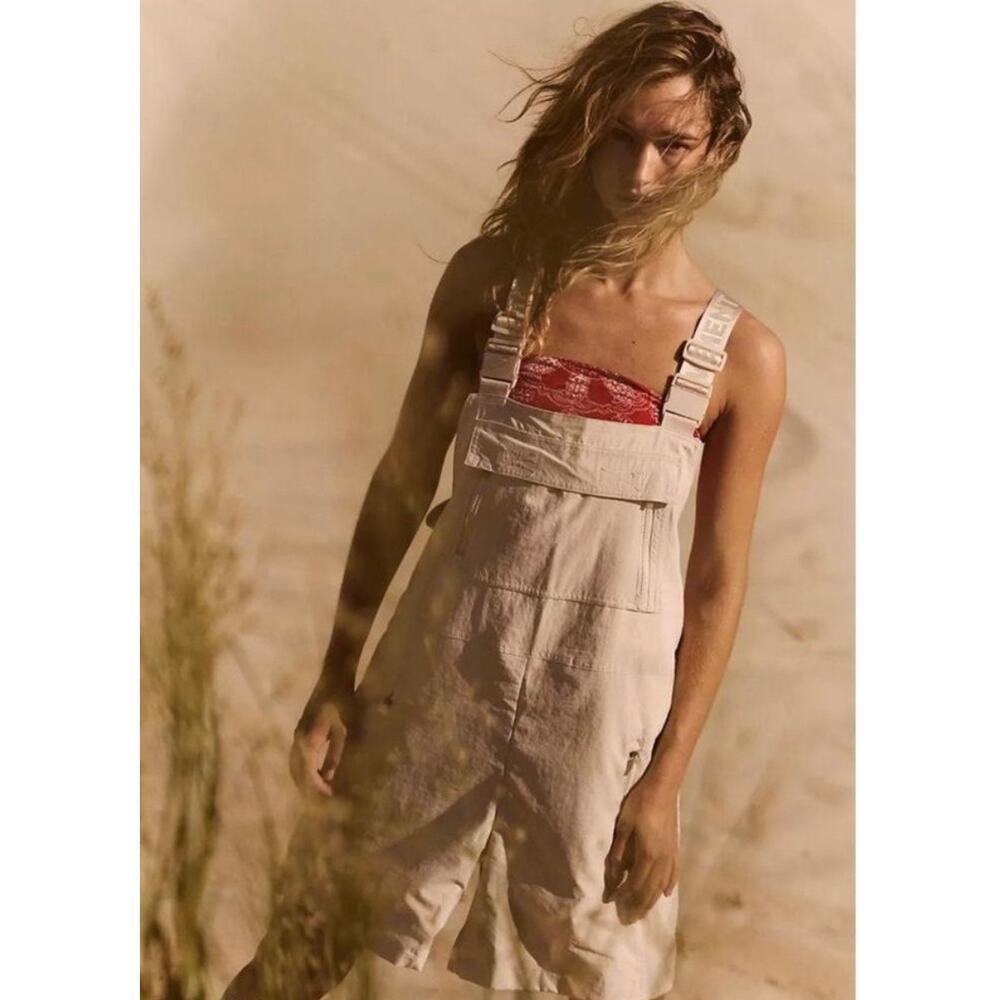 Free People Movement Hit the Hills Shorties Overalls rompers Beige Sz M